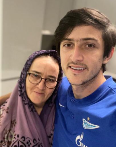 Sardar Azmoun with his beloved mother
